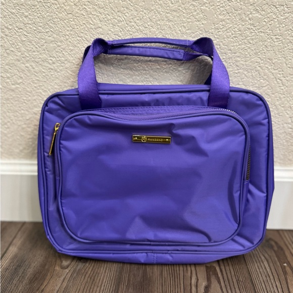 NWOT JOY Light & Chic World Traveler Toiletry Case Purple Travel Bag - Picture 1 of 5